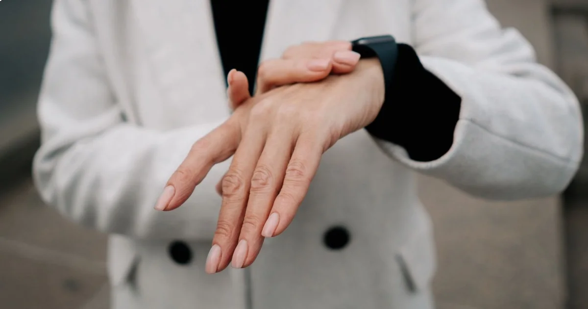Top Coat for Nails 2026: 7 Best Products for Long-Lasting Shine